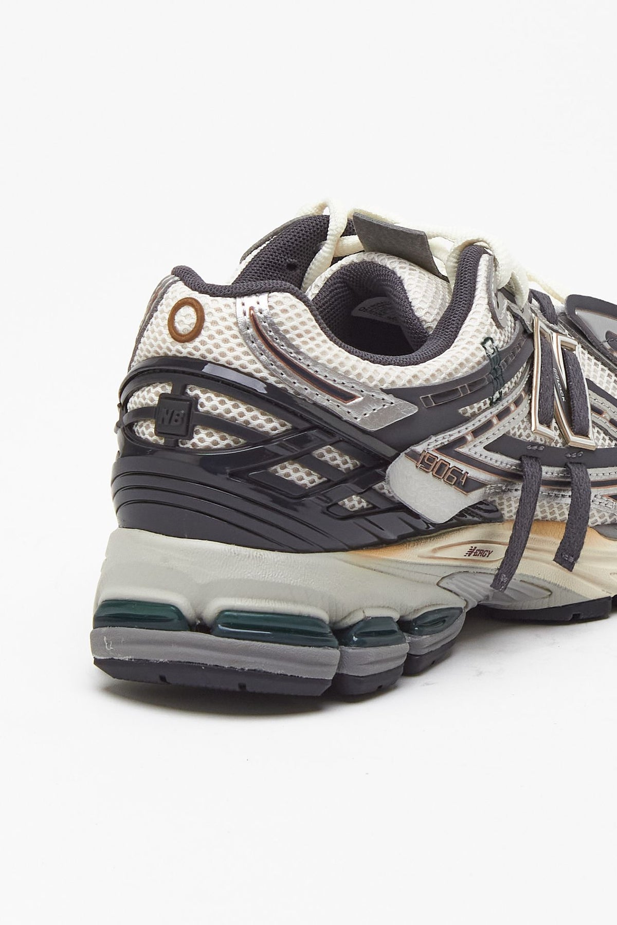 Sneakers M1906AD in mesh men New balance - 7