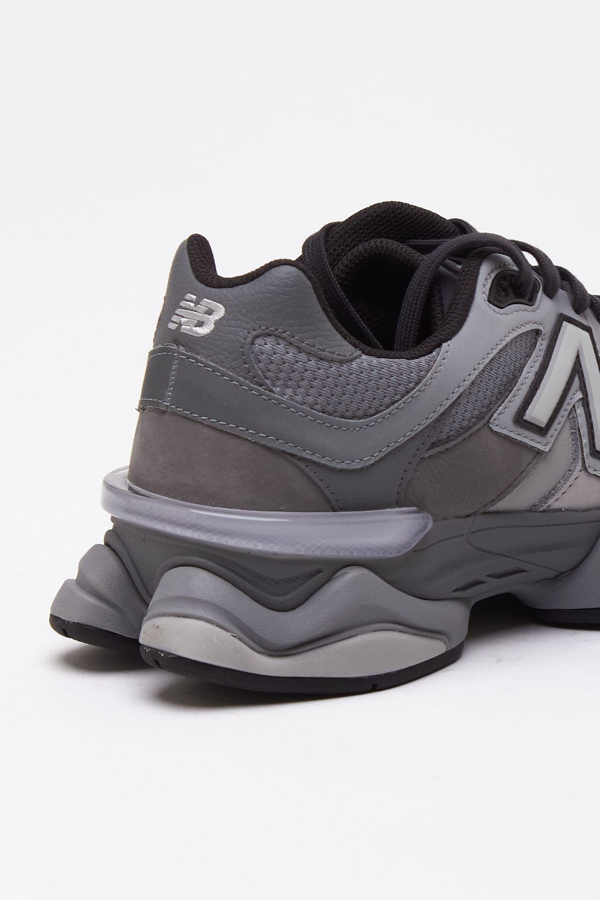 Sneakers U90609XS in suede e mesh men New balance - 7