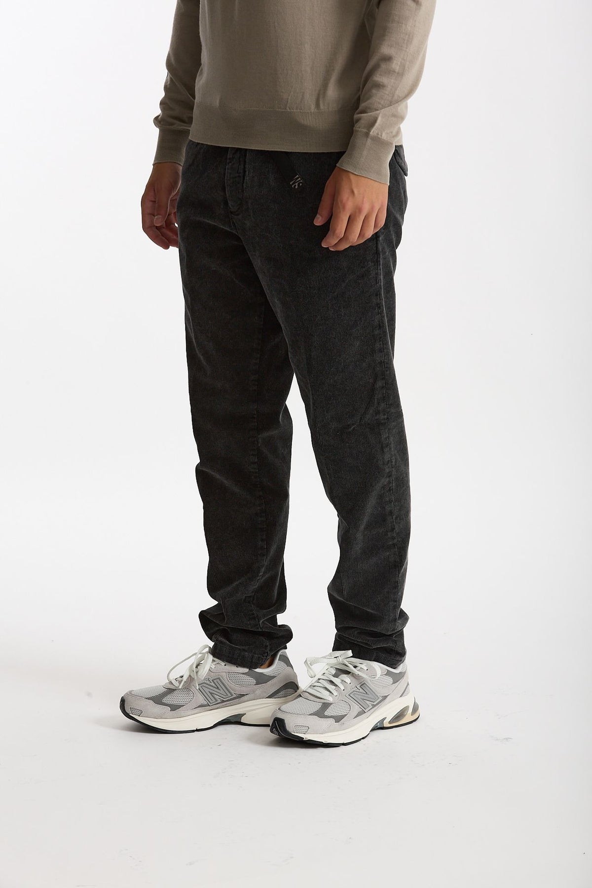 Pantalone in velluto lavato stretch nero men White sand - 1