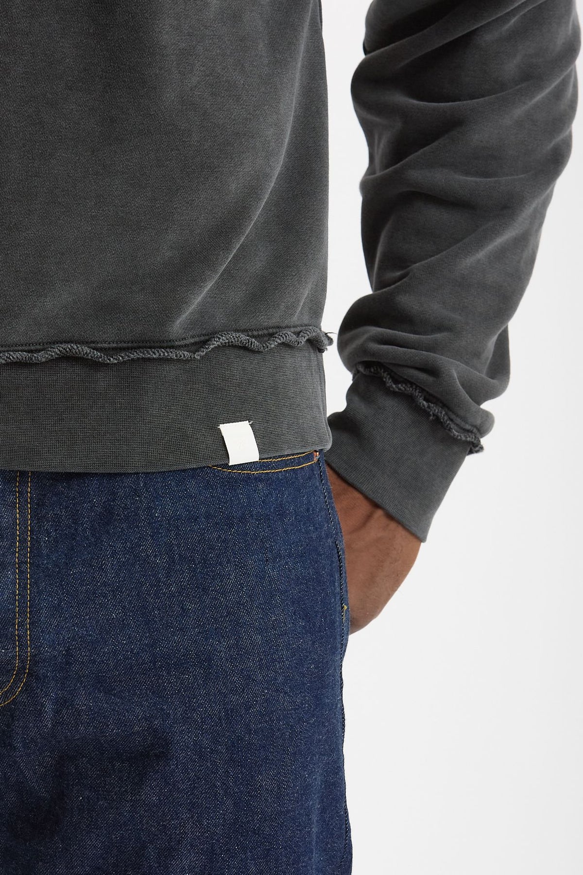 Felpa girocollo in cotone lavato grigio men Woc - 6